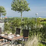 Strandburg 